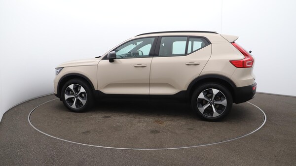 Used Volvo XC40 2024 for sale - 75646995: Photo 60
