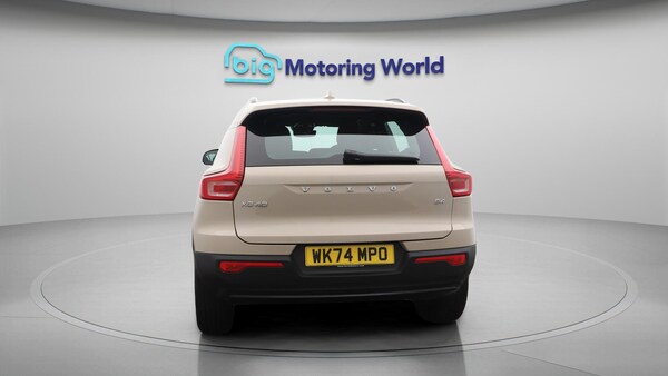 Used Volvo XC40 2024 for sale - 75646995: Photo 7