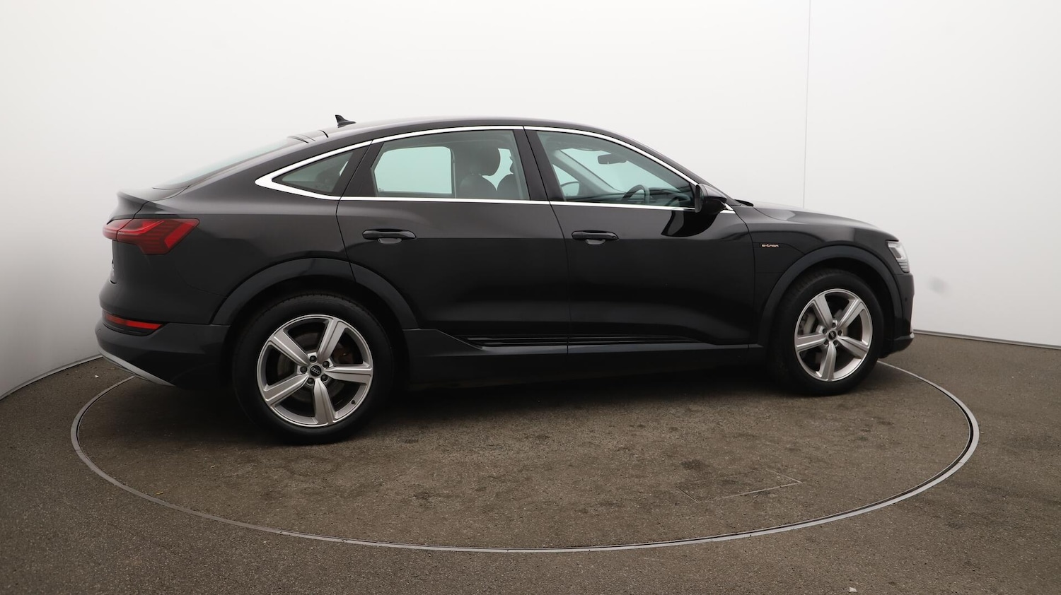 Used Audi e-tron 2022 for sale - 76521610: Photo 53