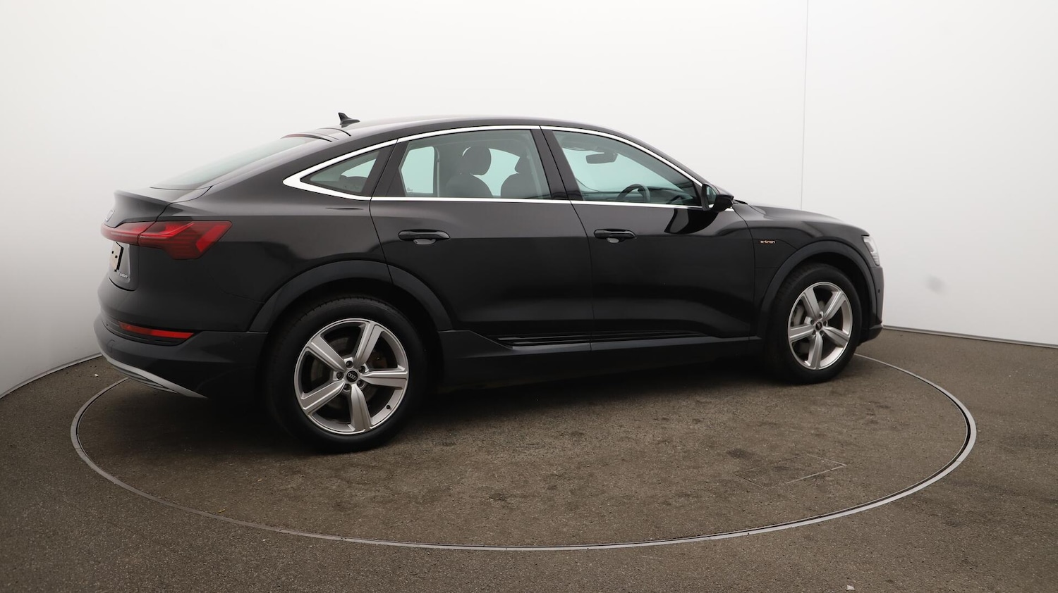 Used Audi e-tron 2022 for sale - 76521610: Photo 54