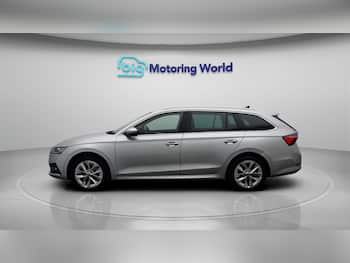Used Skoda Octavia 2023 for sale - 79748176: Photo