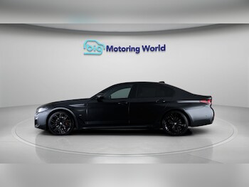 Used BMW 5 Series 2022 for sale - 77690572: Photo