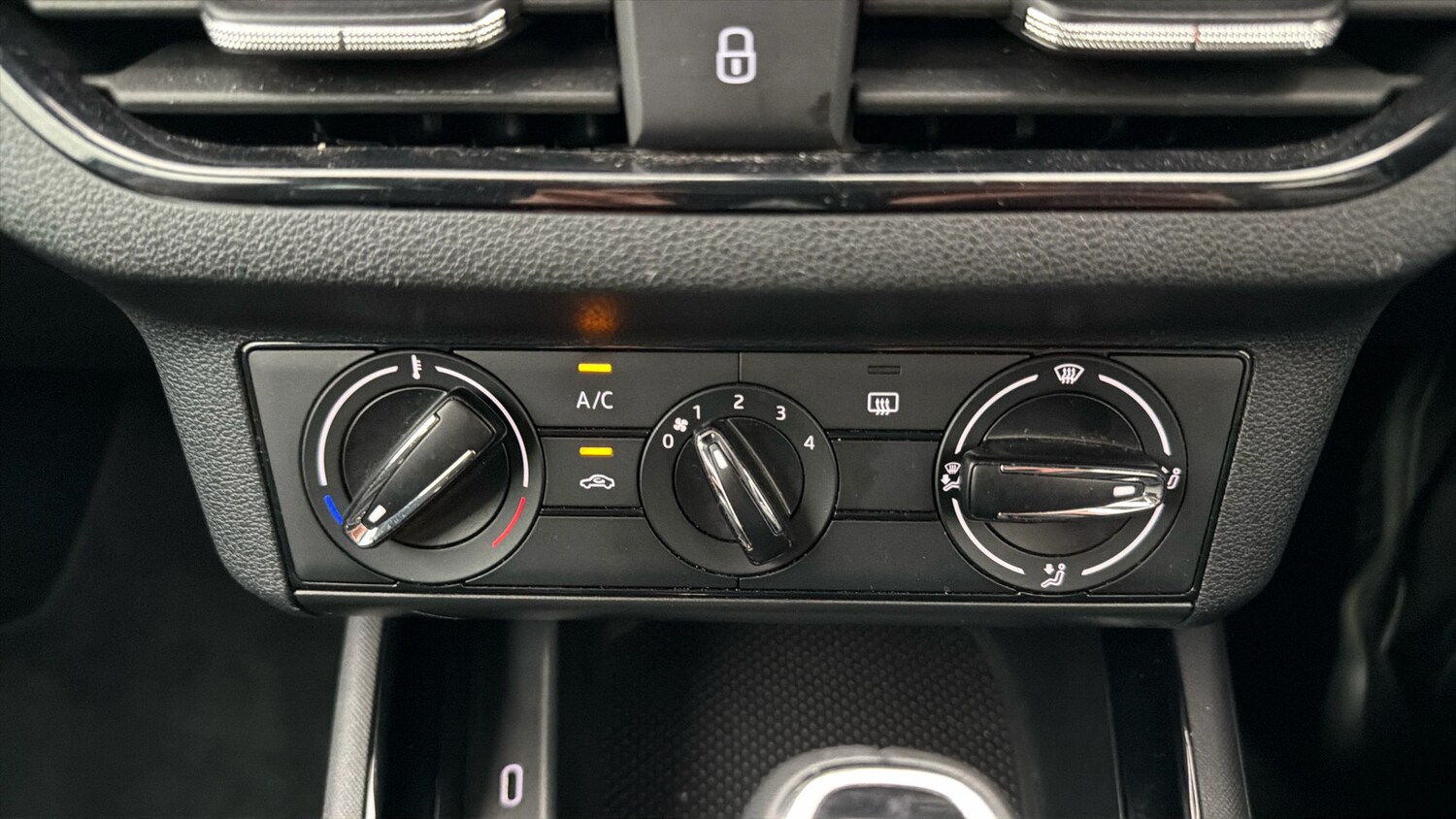 Used Skoda Kamiq 2023 for sale - 78163725: Photo 11