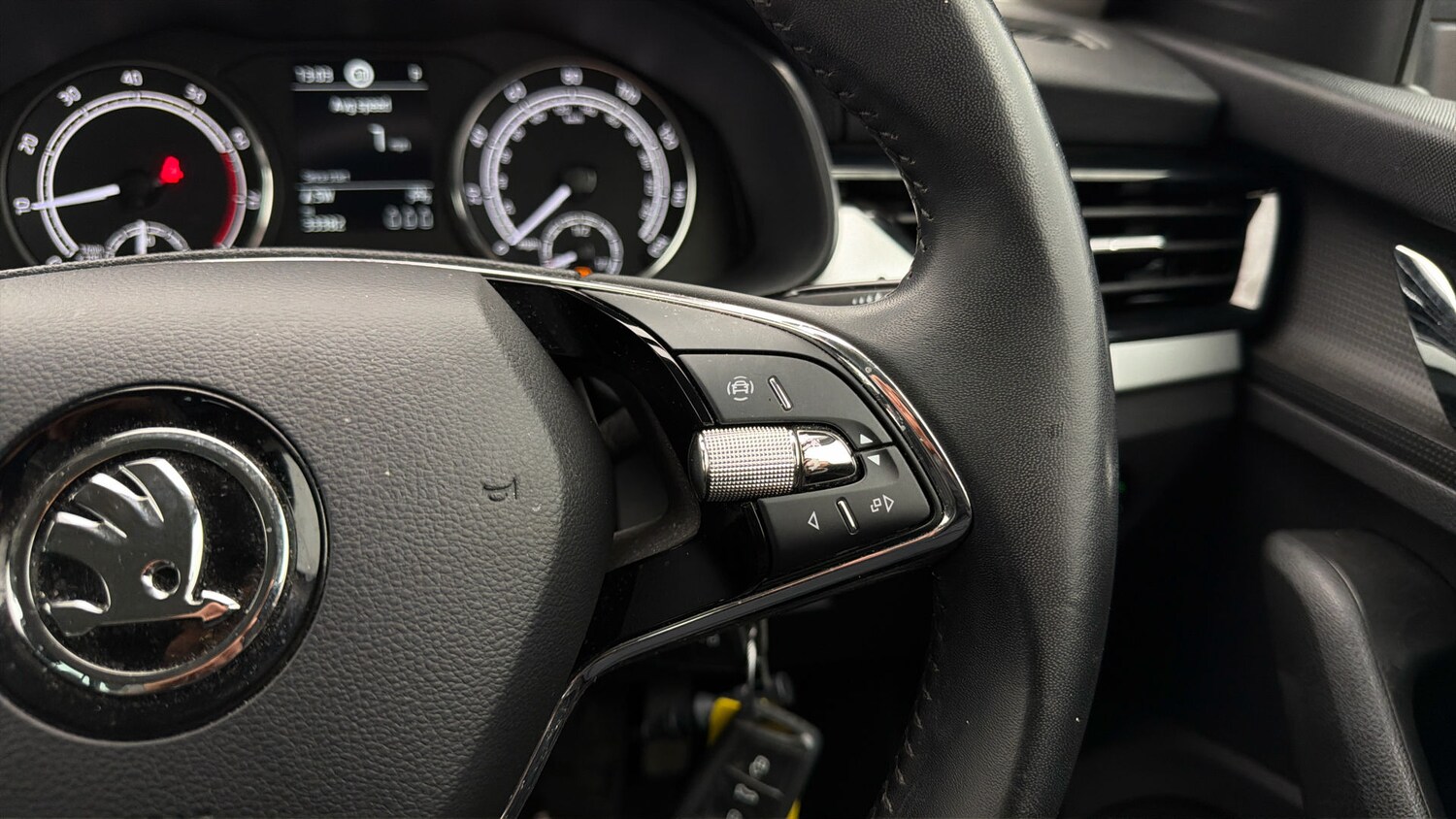 Used Skoda Kamiq 2023 for sale - 78163725: Photo 24