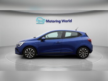 Used Renault Clio 2022 for sale - 77689491: Photo