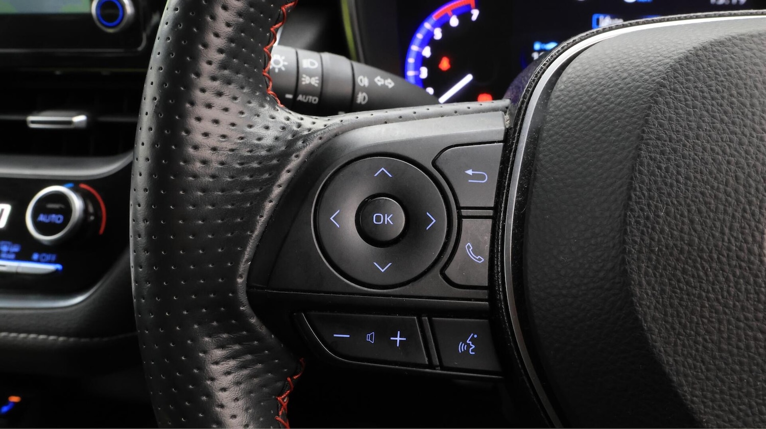 Used Toyota Corolla 2020 for sale - 76432561: Photo 24