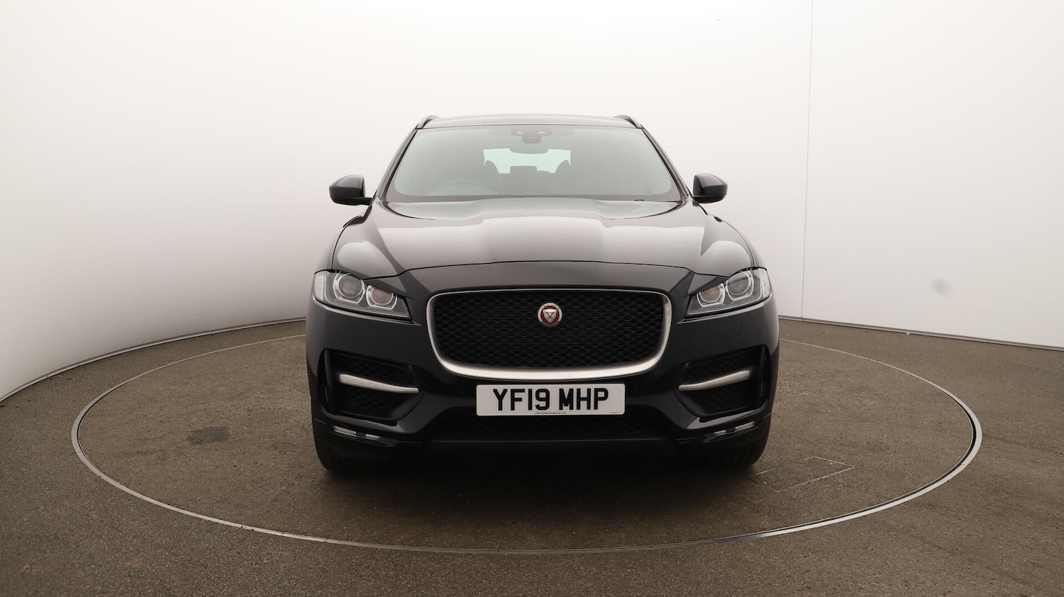 Used Jaguar F-Pace 2019 for sale - 76398739: Photo 42
