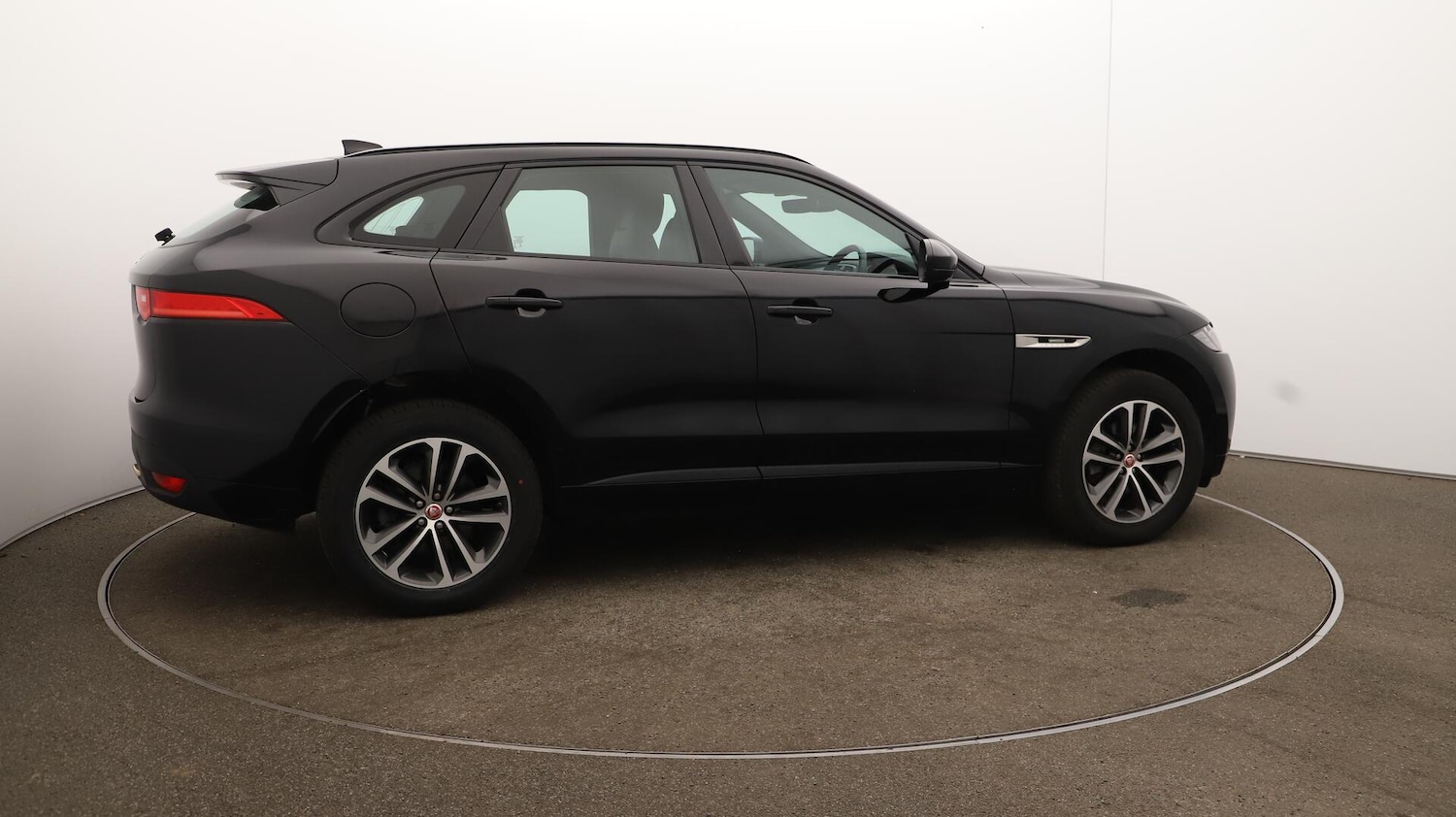 Used Jaguar F-Pace 2019 for sale - 76398739: Photo 53