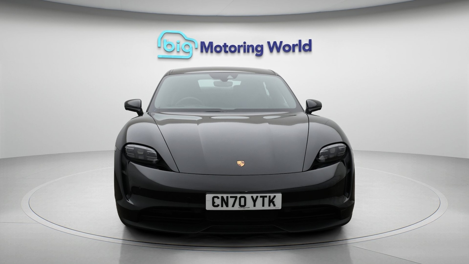 Used Porsche Taycan 2020 for sale - 77578314: Photo 2