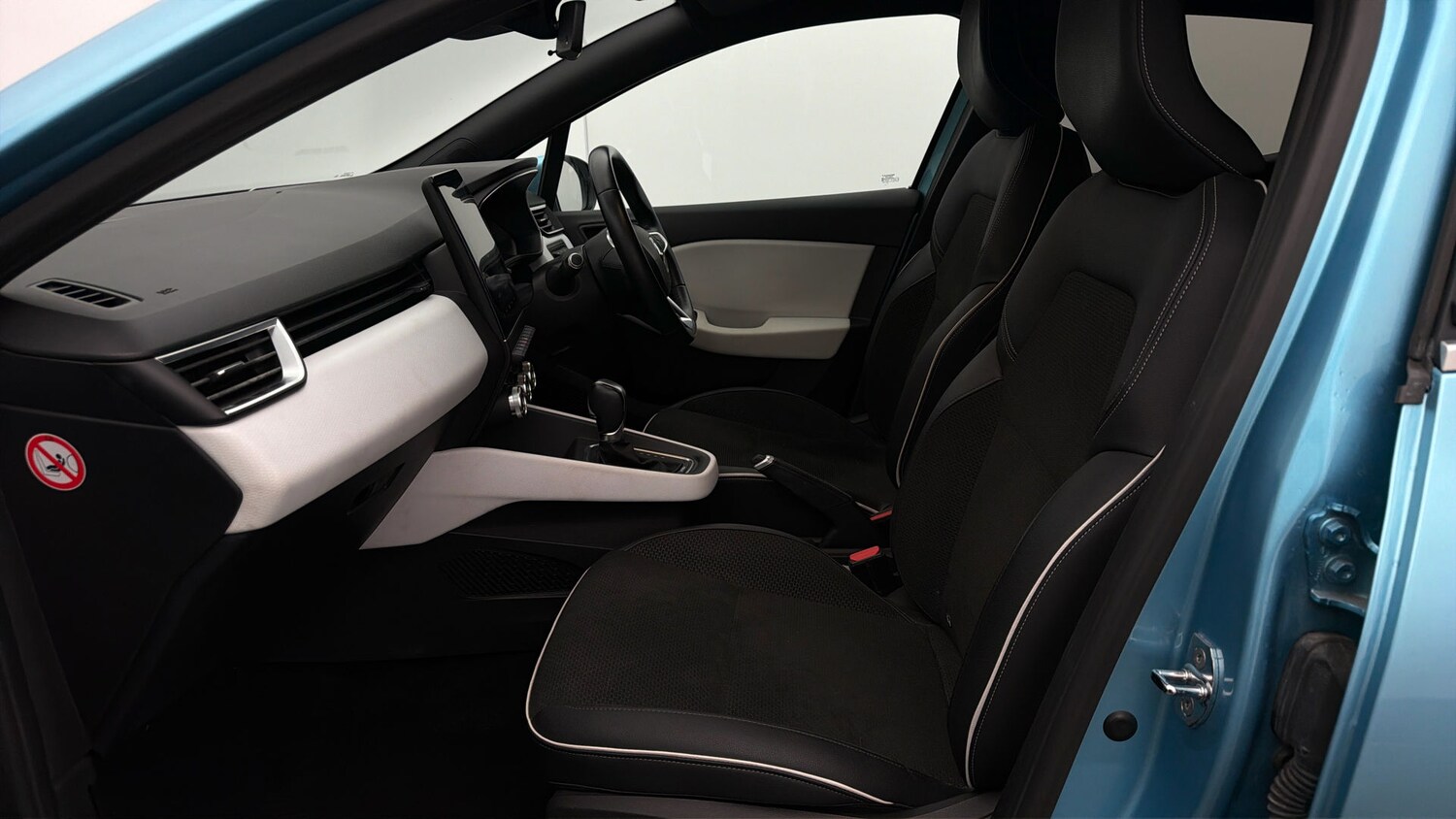 Used Renault Clio 2021 for sale - 77916311: Photo 13