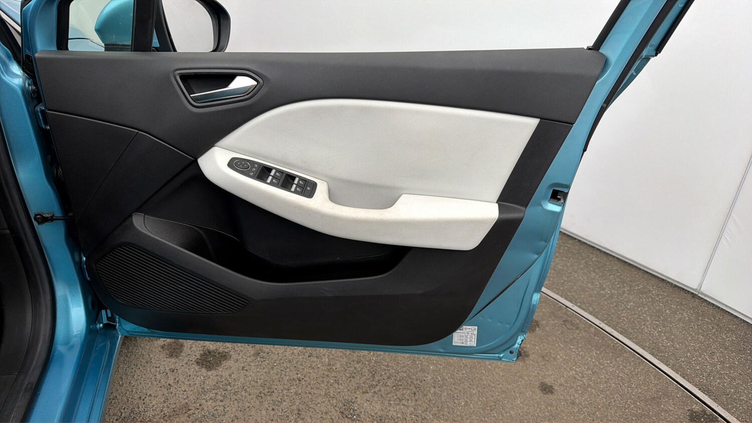 Used Renault Clio 2021 for sale - 77916311: Photo 14