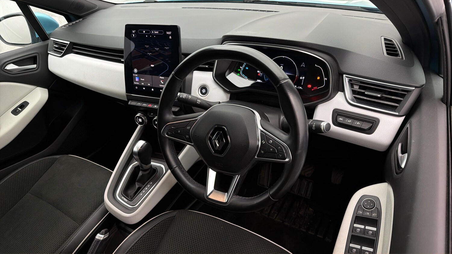 Used Renault Clio 2021 for sale - 77916311: Photo 9