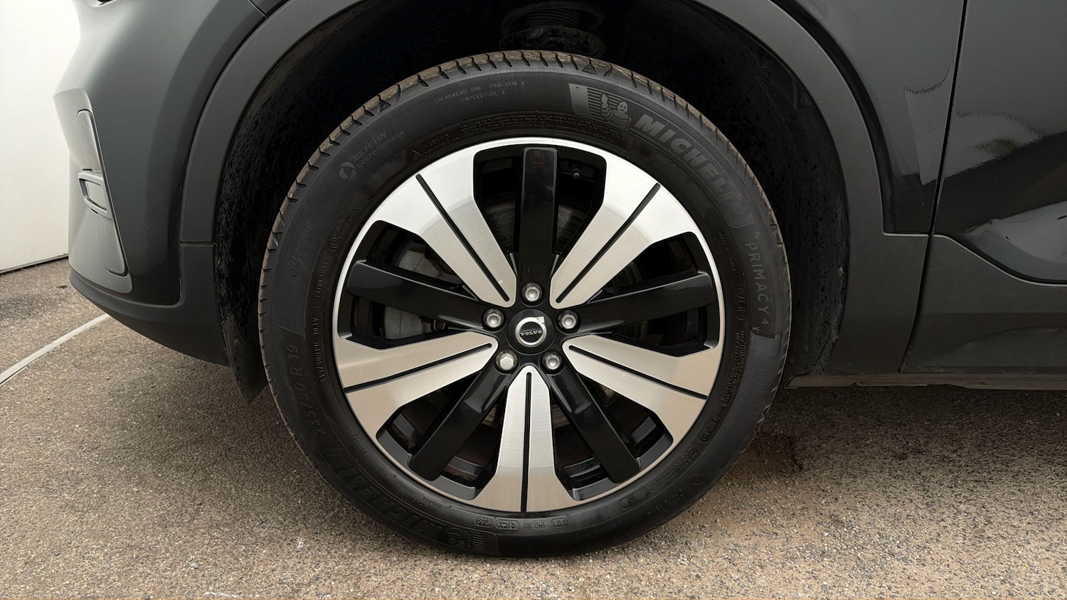 Used Volvo XC40 2023 for sale - 78081653: Photo 17