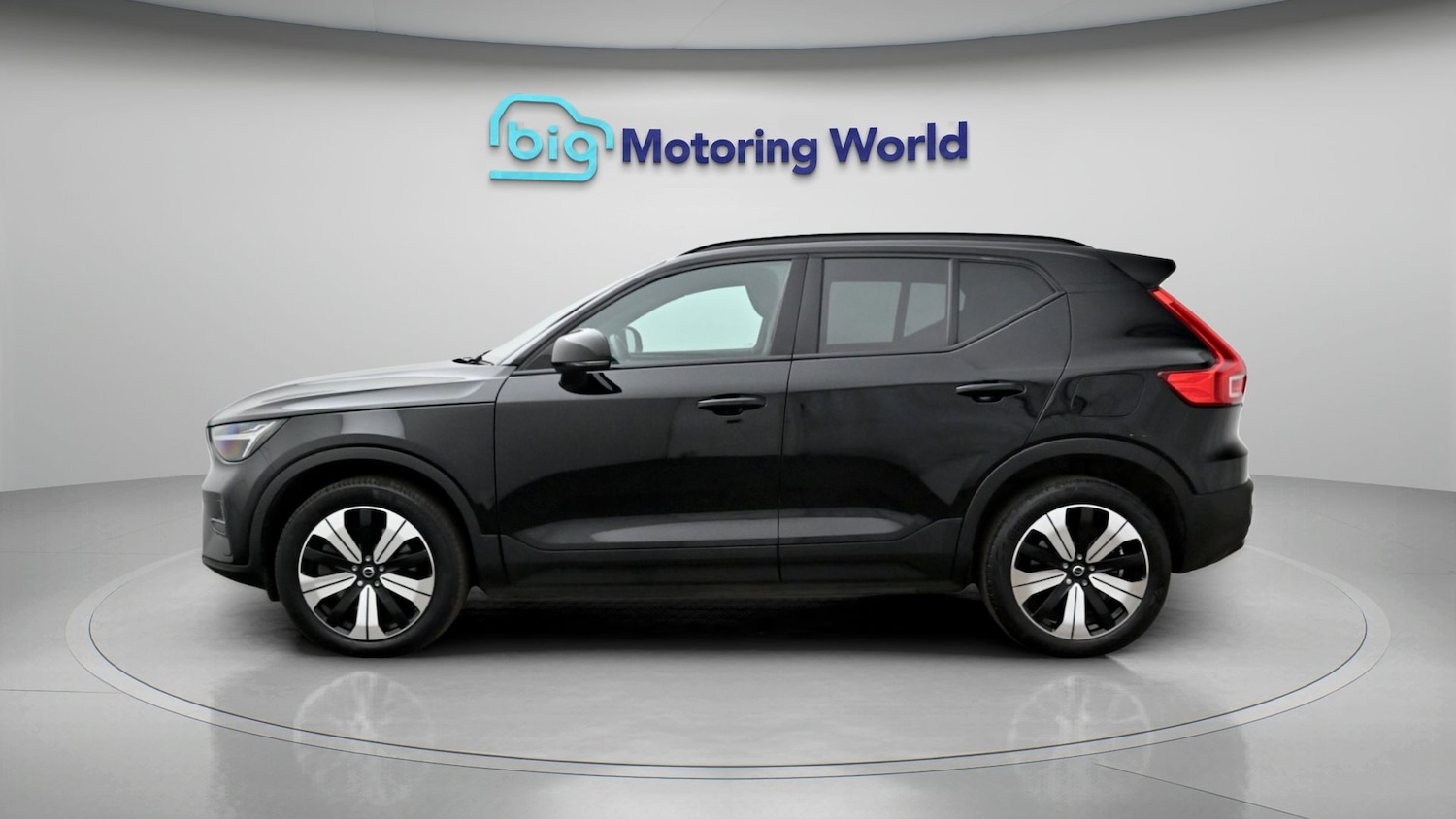 Used Volvo XC40 2023 for sale - 78081653: Photo 4