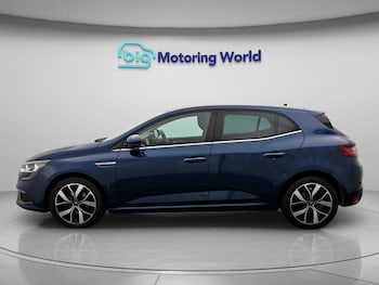 Used Renault Megane 2020 for sale - 79536733: Photo