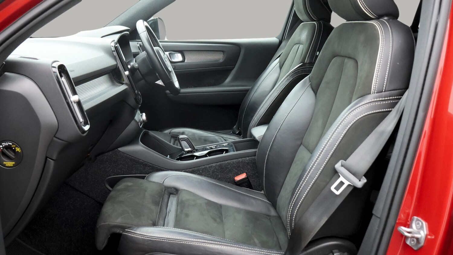 Used Volvo XC40 2021 for sale - 77271150: Photo 14