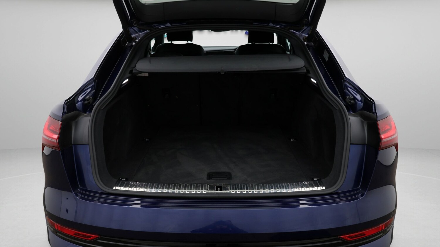 Used Audi e-tron 2022 for sale - 77532180: Photo 17