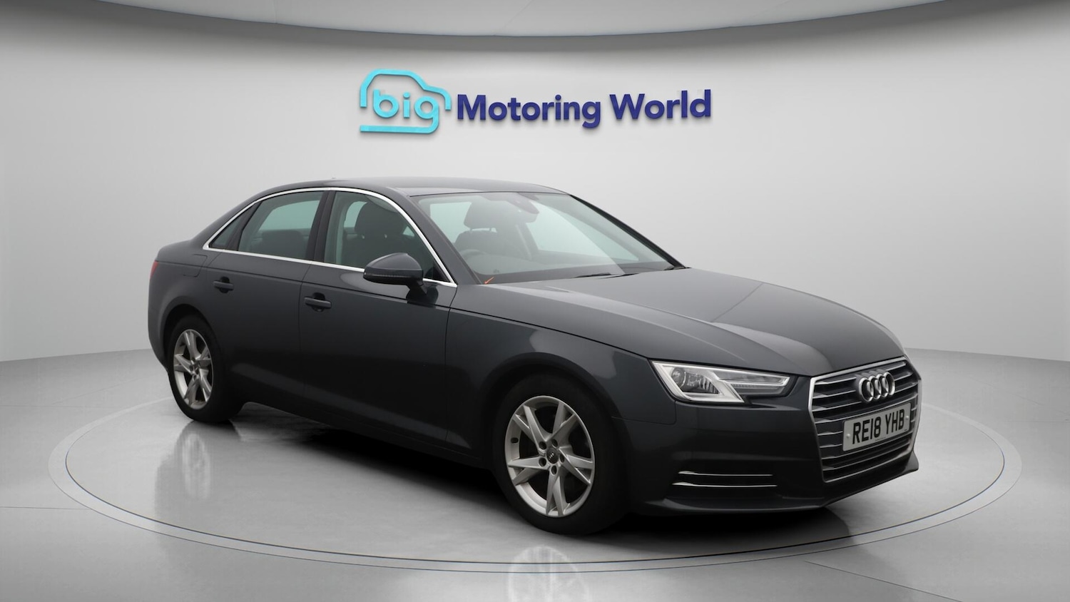 Used Audi A4 2018 for sale - 76188808: Photo 2