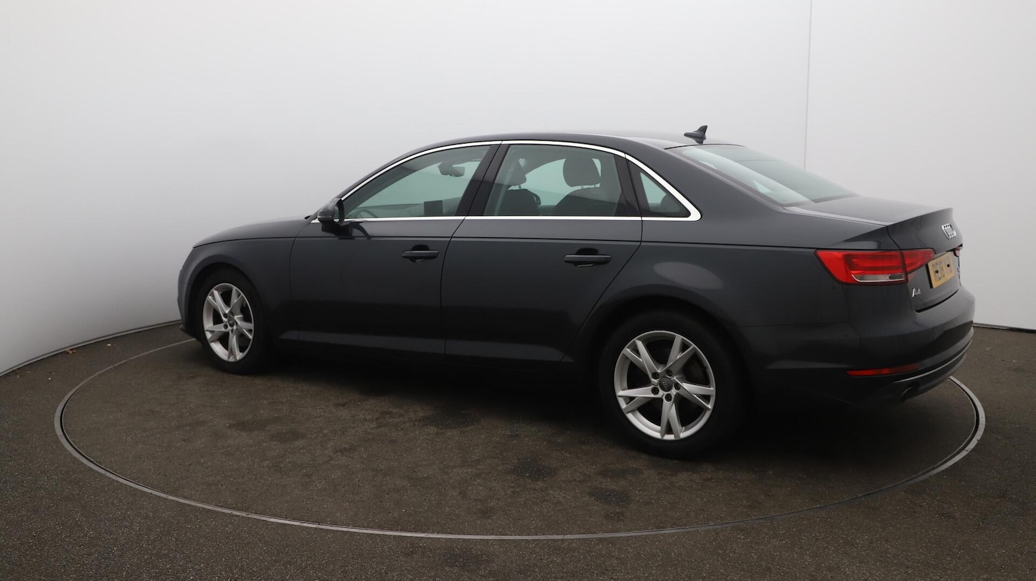 Used Audi A4 2018 for sale - 76188808: Photo 36