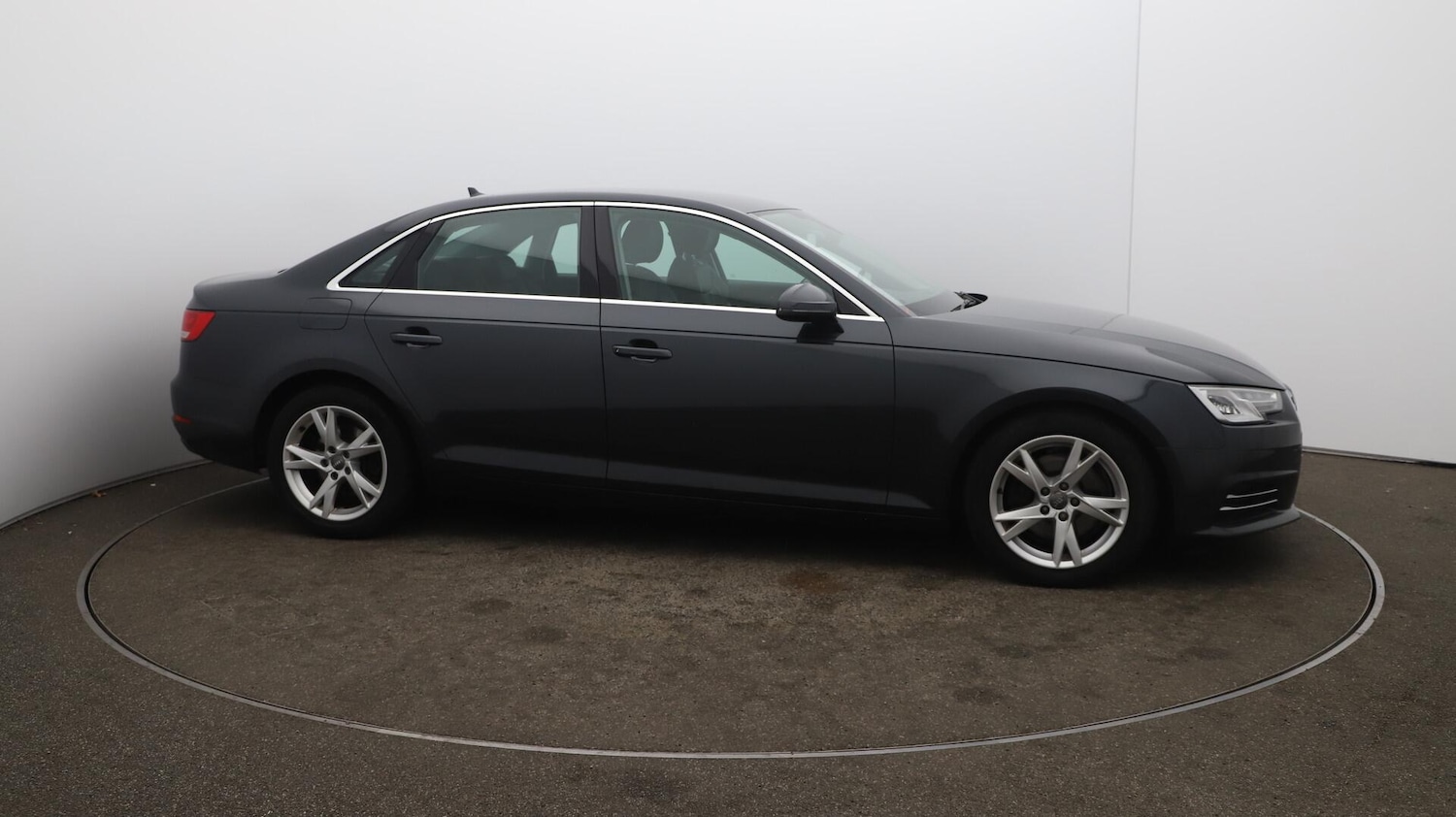Used Audi A4 2018 for sale - 76188808: Photo 48