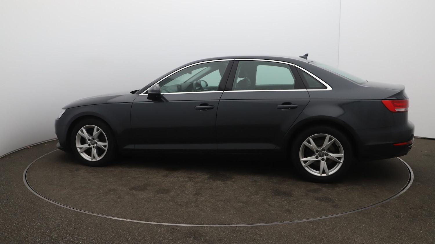 Used Audi A4 2018 for sale - 76188808: Photo 58