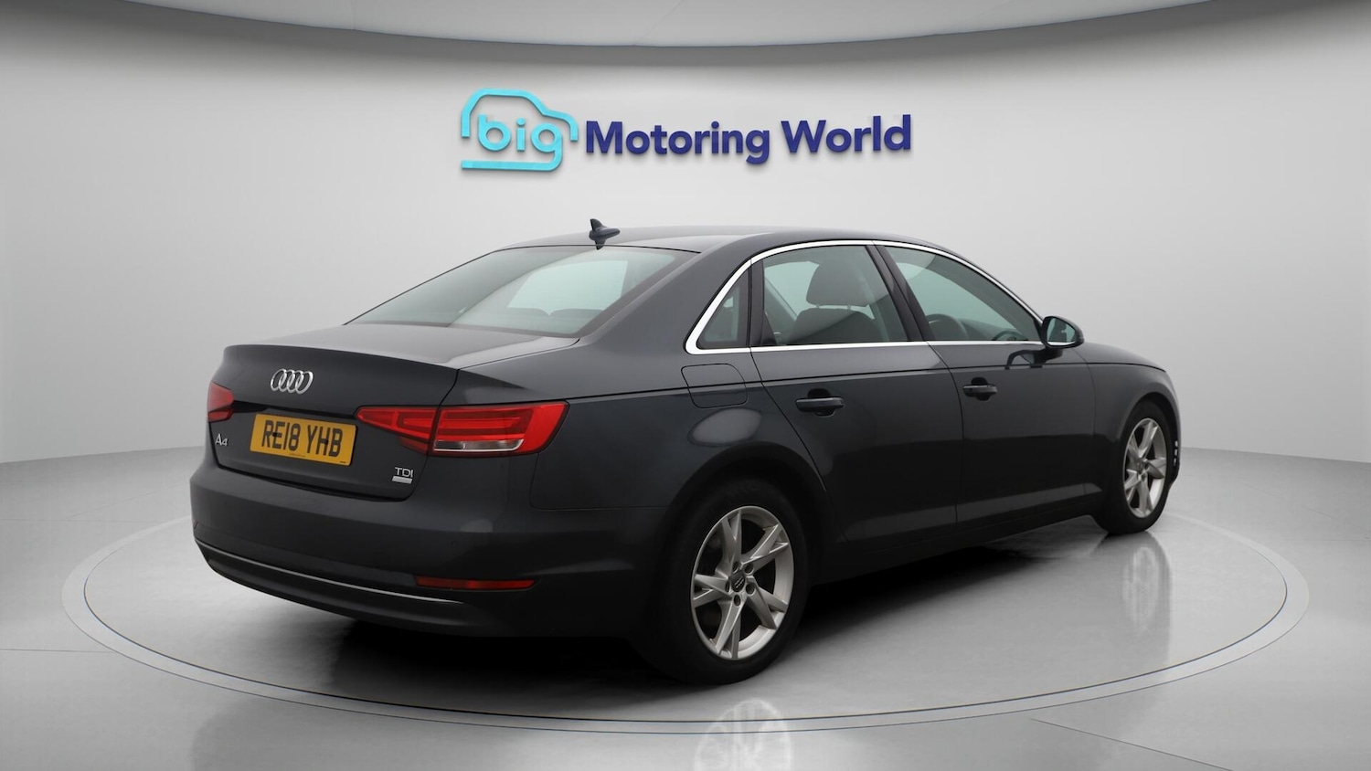 Used Audi A4 2018 for sale - 76188808: Photo 8