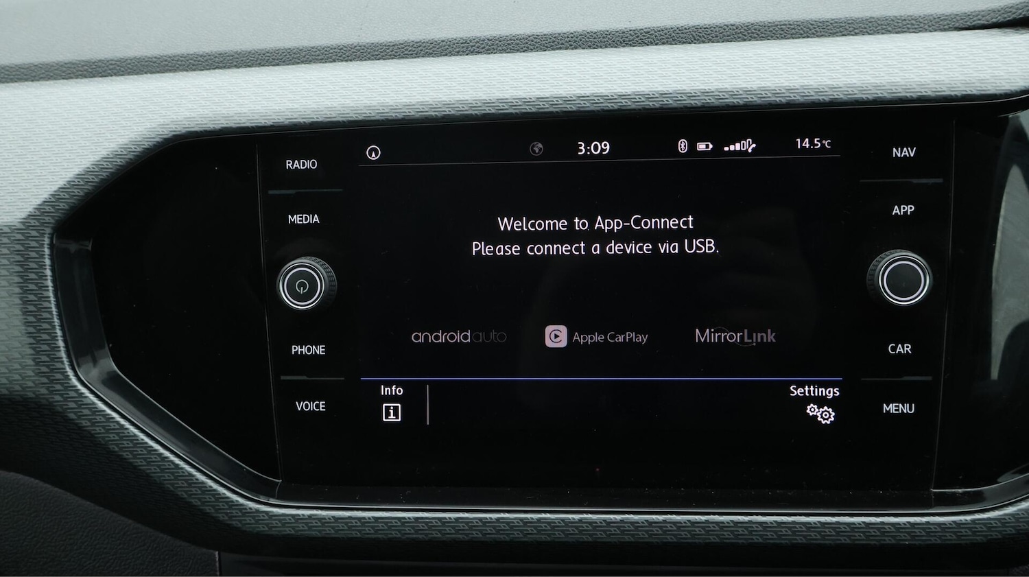 Used Volkswagen T-Cross 2019 for sale - 76138337: Photo 27