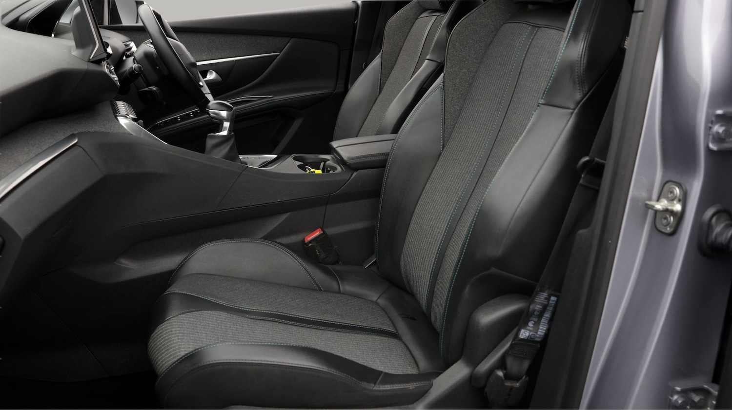 Used Peugeot 5008 2021 for sale - 77635399: Photo 14