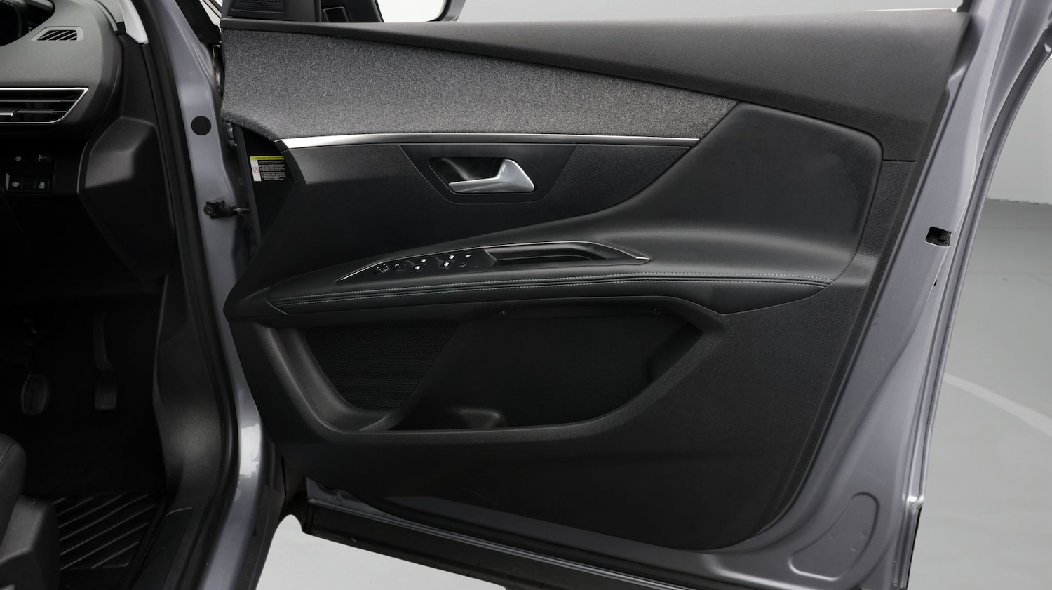 Used Peugeot 5008 2021 for sale - 77635399: Photo 15