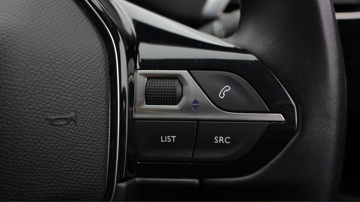 Used Peugeot 5008 2021 for sale - 77635399: Photo 22