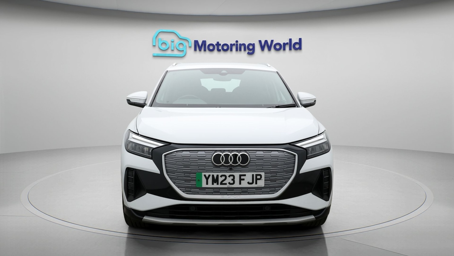 Used Audi Q4 e-tron 2023 for sale - 78062176: Photo 2