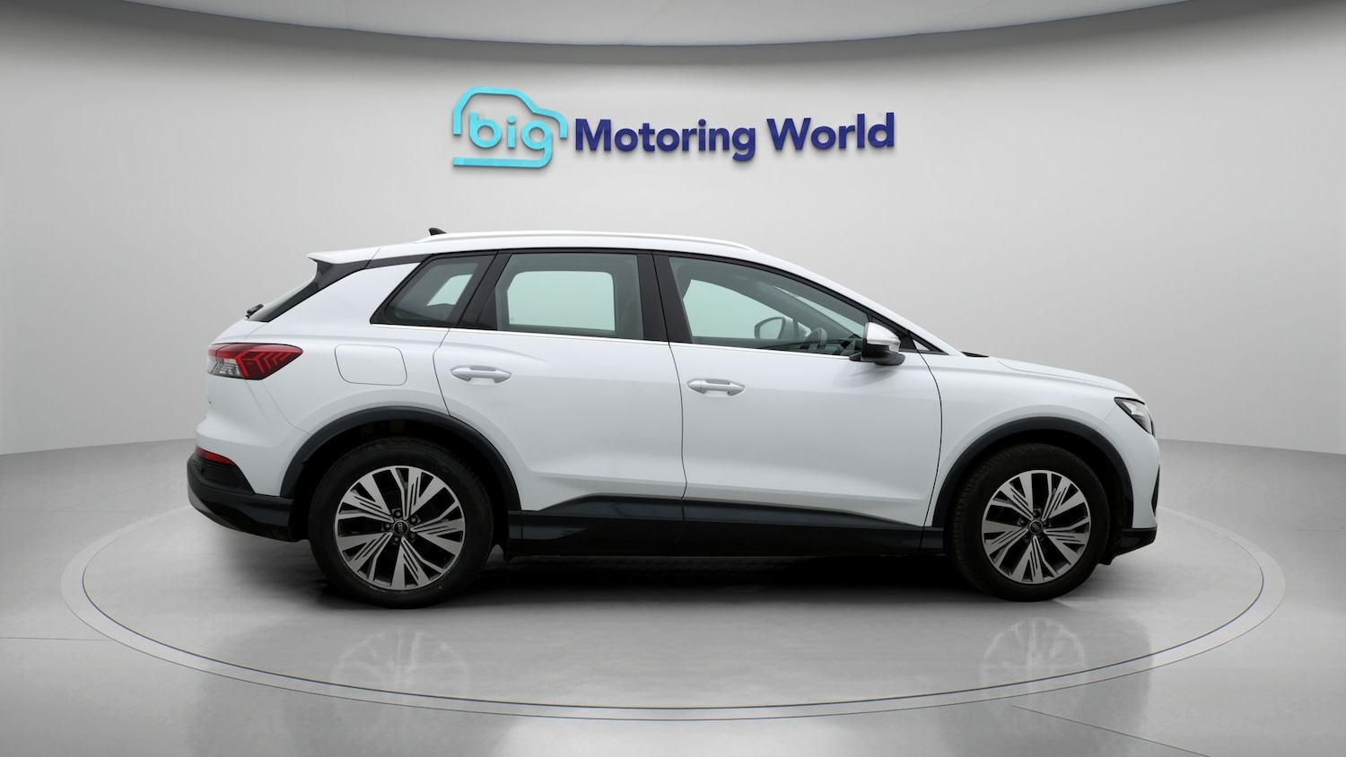 Used Audi Q4 e-tron 2023 for sale - 78062176: Photo 8