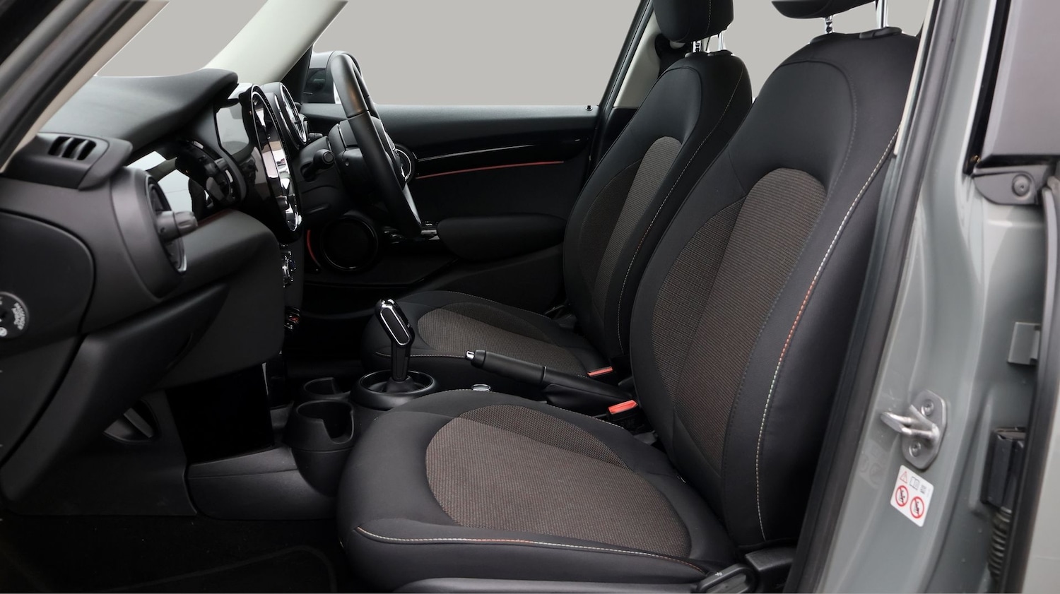 Used MINI Hatch 2022 for sale - 77385001: Photo 14