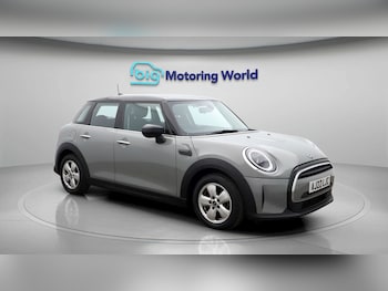 Used MINI Hatch 2022 for sale - 77385001: Photo