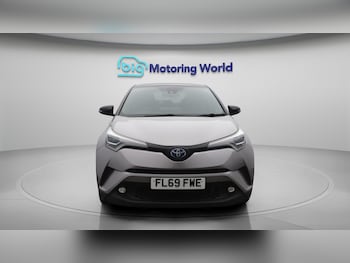 Used Toyota C-HR 2019 for sale - 76158617: Photo