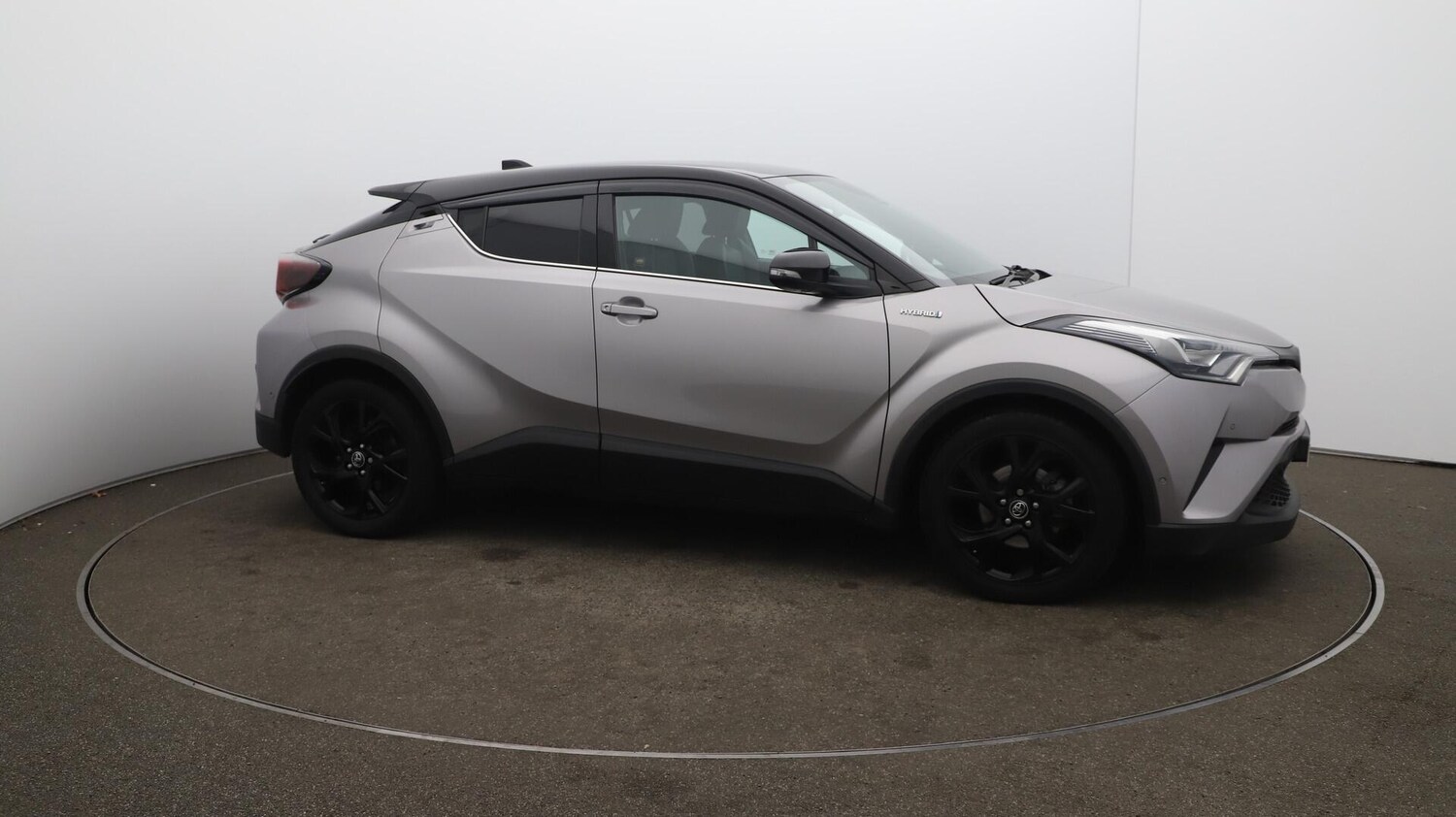 Used Toyota C-HR 2019 for sale - 76158617: Photo 46