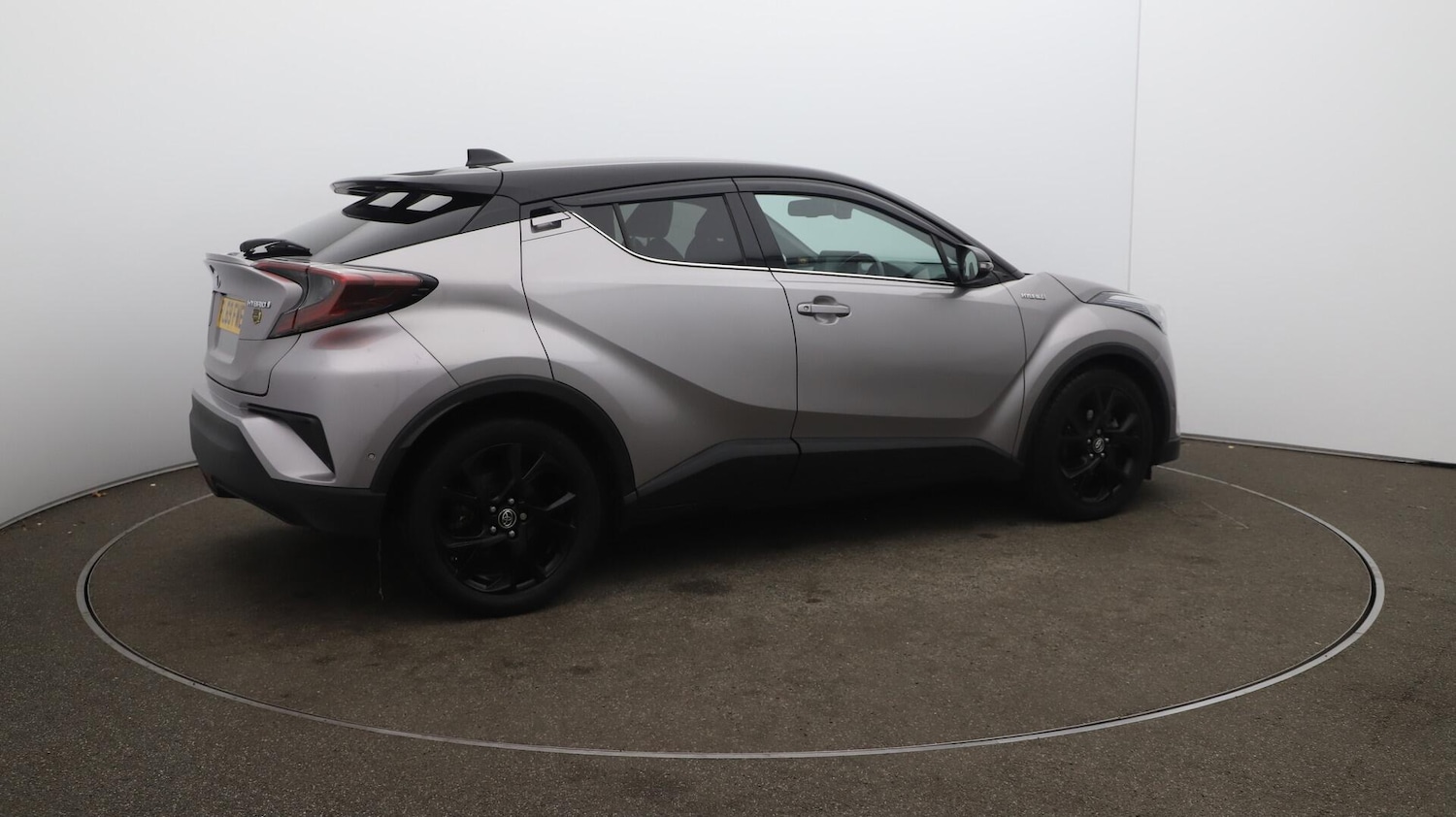 Used Toyota C-HR 2019 for sale - 76158617: Photo 52