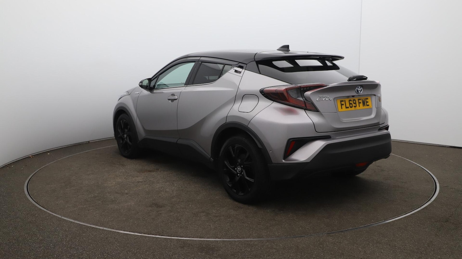 Used Toyota C-HR 2019 for sale - 76158617: Photo 62