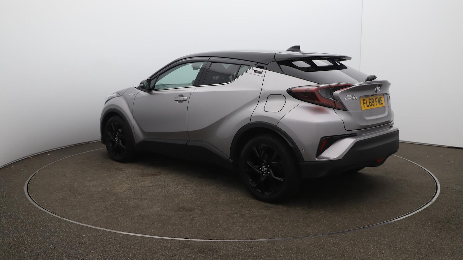 Used Toyota C-HR 2019 for sale - 76158617: Photo 63