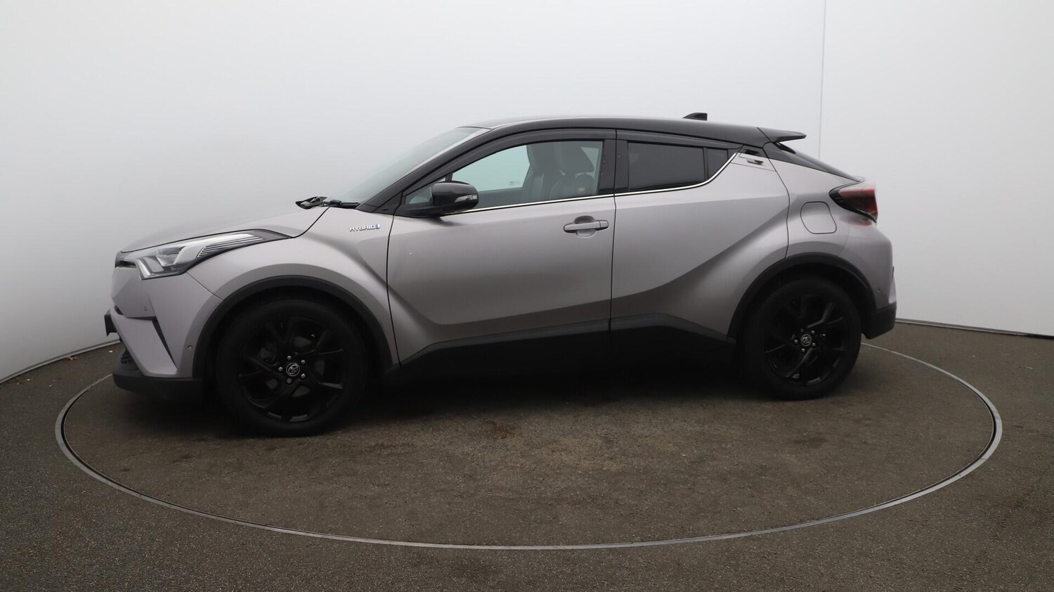 Used Toyota C-HR 2019 for sale - 76158617: Photo 66