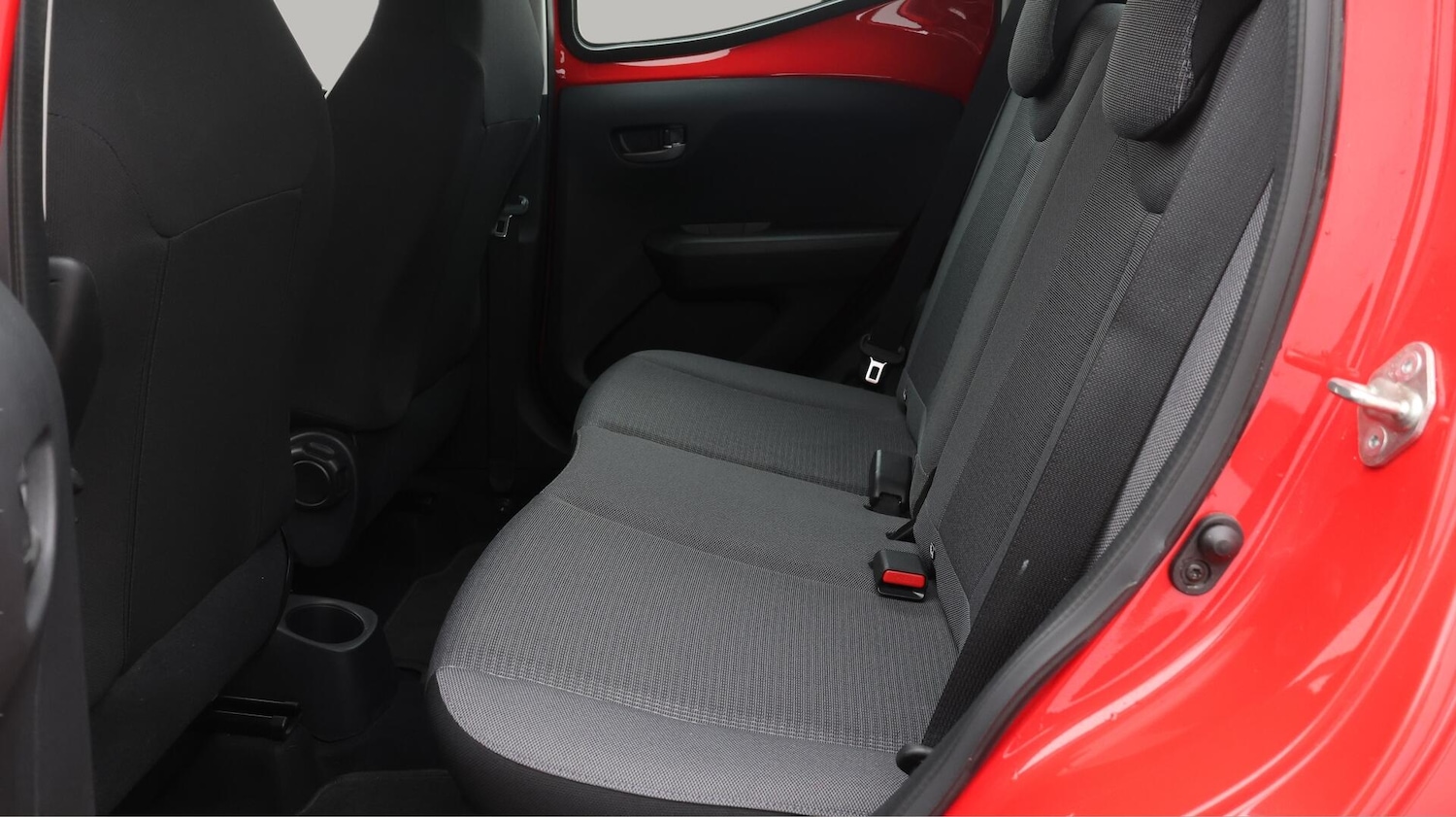 Used Toyota AYGO 2021 for sale - 76606842: Photo 17