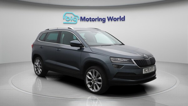 Used Skoda Karoq 2020 for sale - 76238660: Photo 2