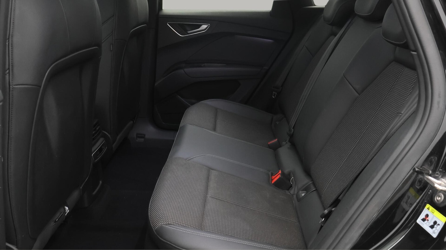 Used Audi Q4 e-tron 2021 for sale - 76702429: Photo 17