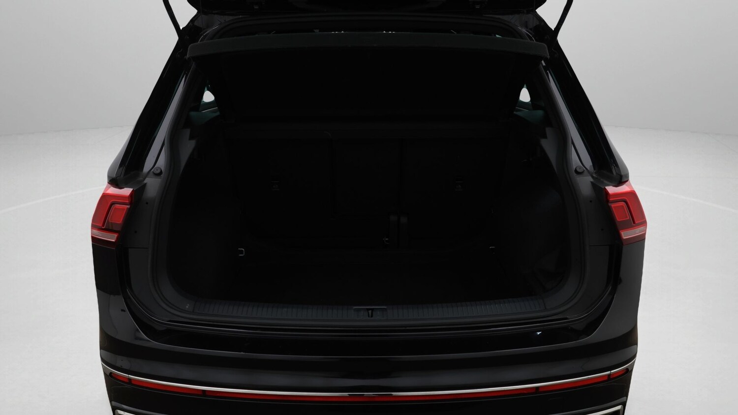 Used Volkswagen Tiguan 2023 for sale - 77501277: Photo 17