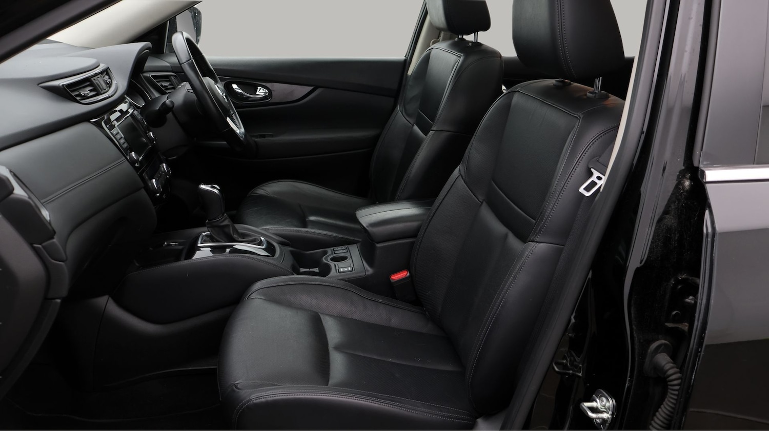 Used Nissan X-Trail 2020 for sale - 77181601: Photo 14