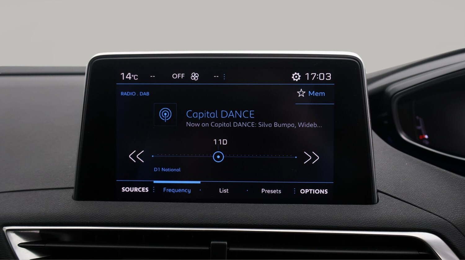 Used Peugeot 3008 for sale - 77220956: Photo 11