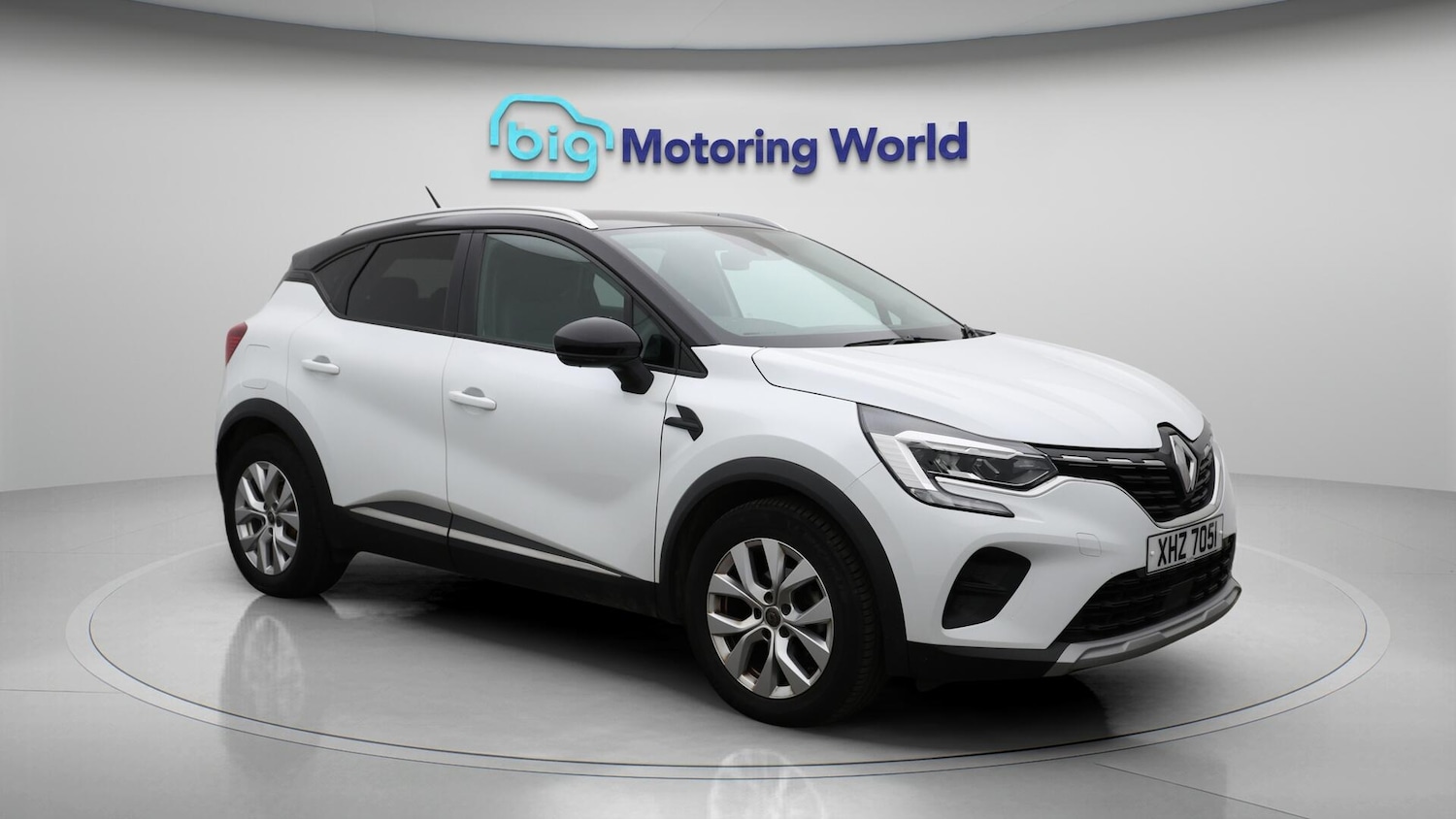 Used Renault Captur 2020 for sale - 76083867: Photo 2
