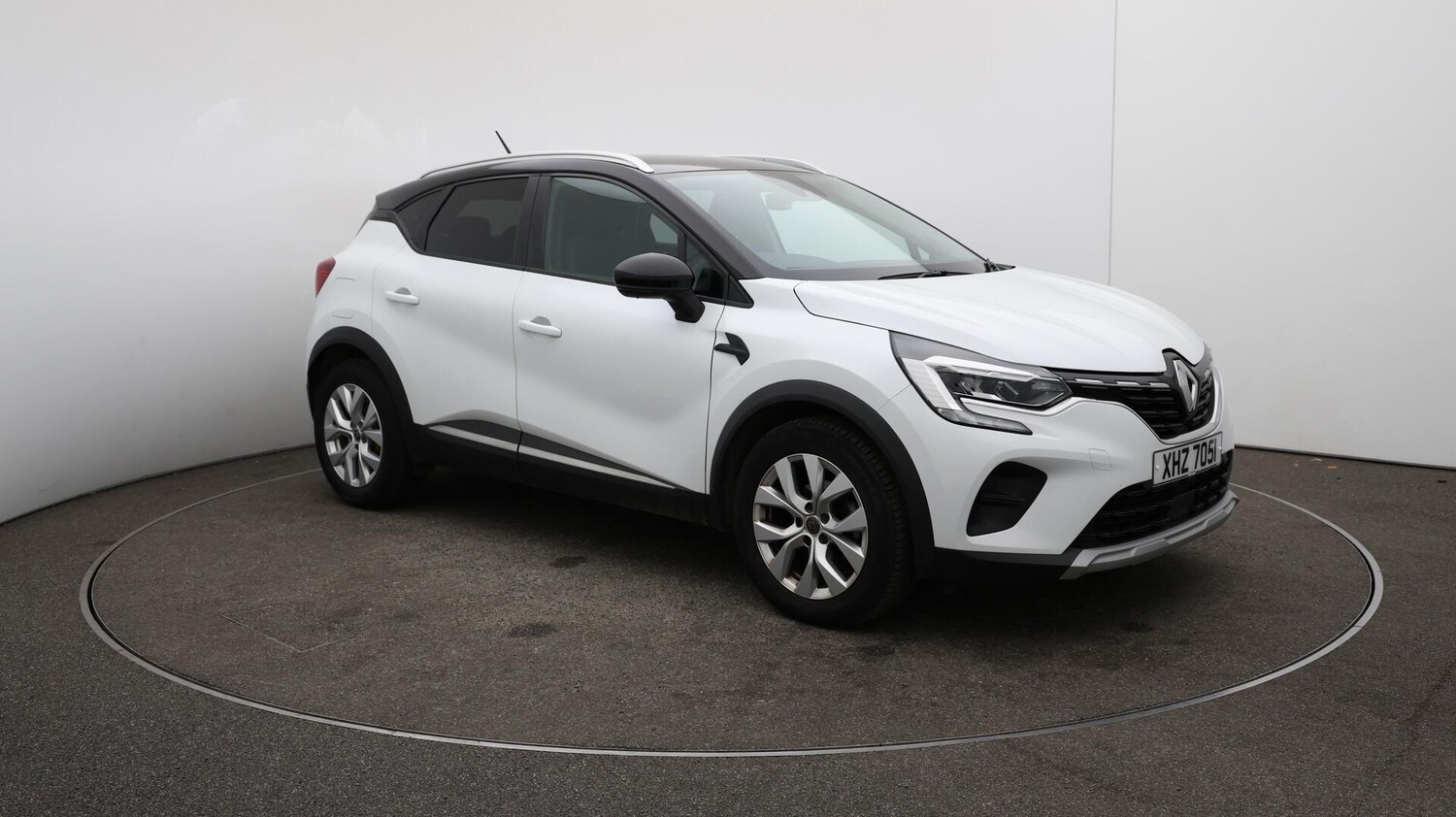 Used Renault Captur 2020 for sale - 76083867: Photo 43