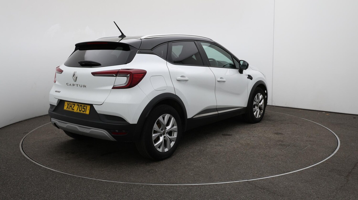Used Renault Captur 2020 for sale - 76083867: Photo 53
