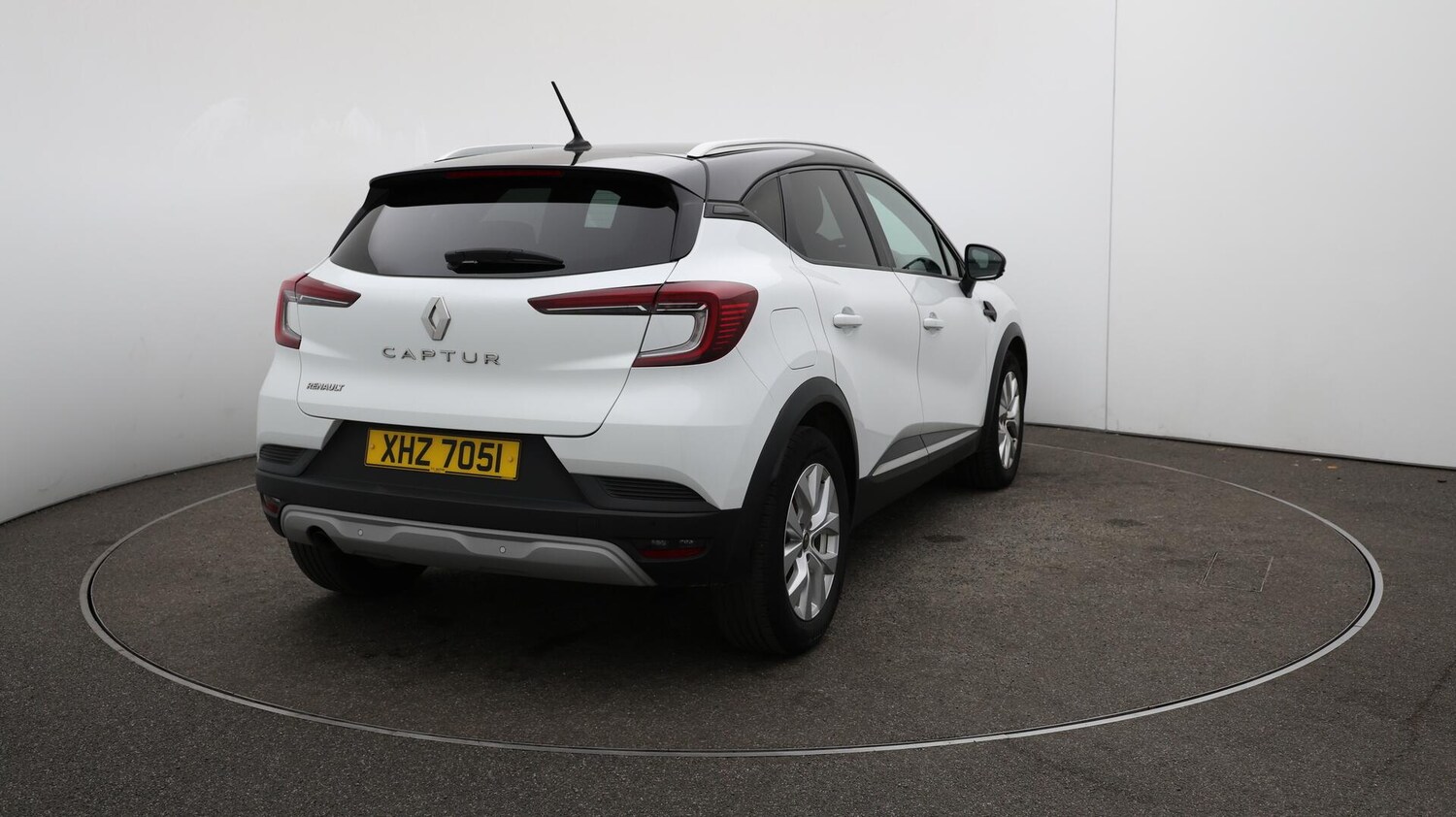 Used Renault Captur 2020 for sale - 76083867: Photo 54